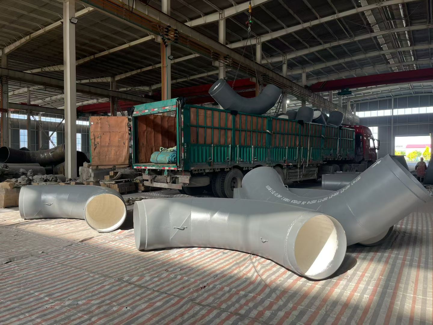 黑河市双金属充填耐磨管道双金属耐磨管道 - 方案